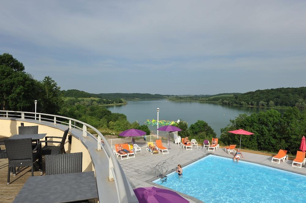 Camping De La Liez Hotel Peigney Exterior photo